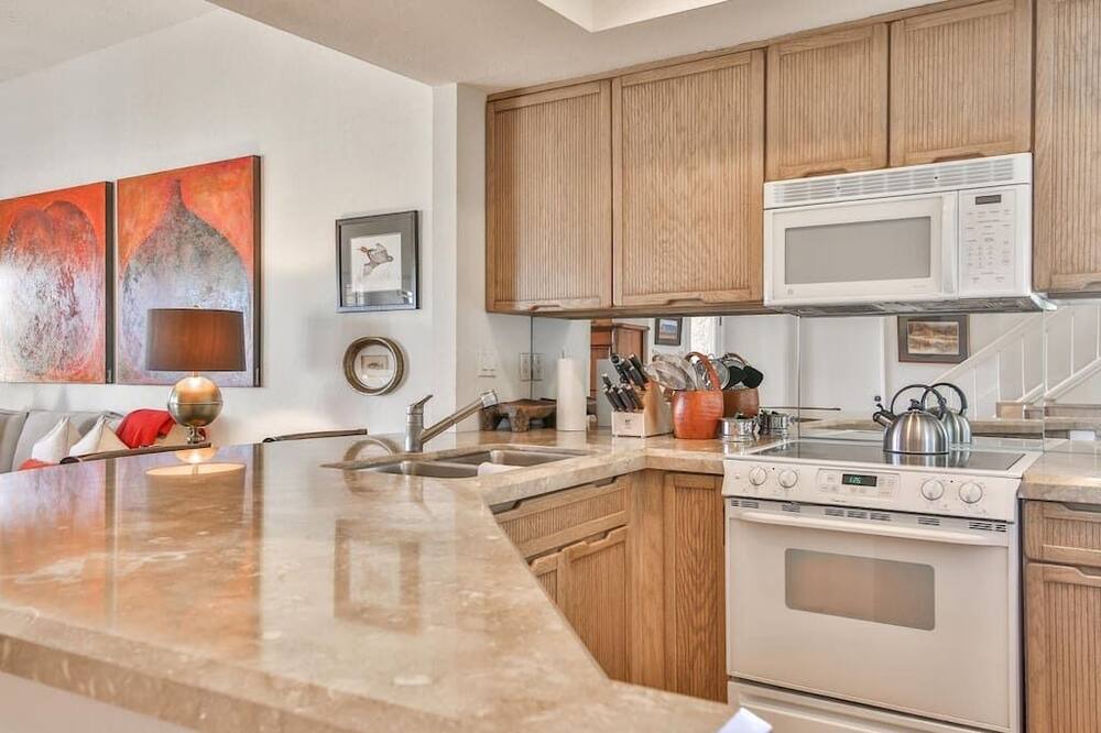 Photo of Kitchen in Palm Desert