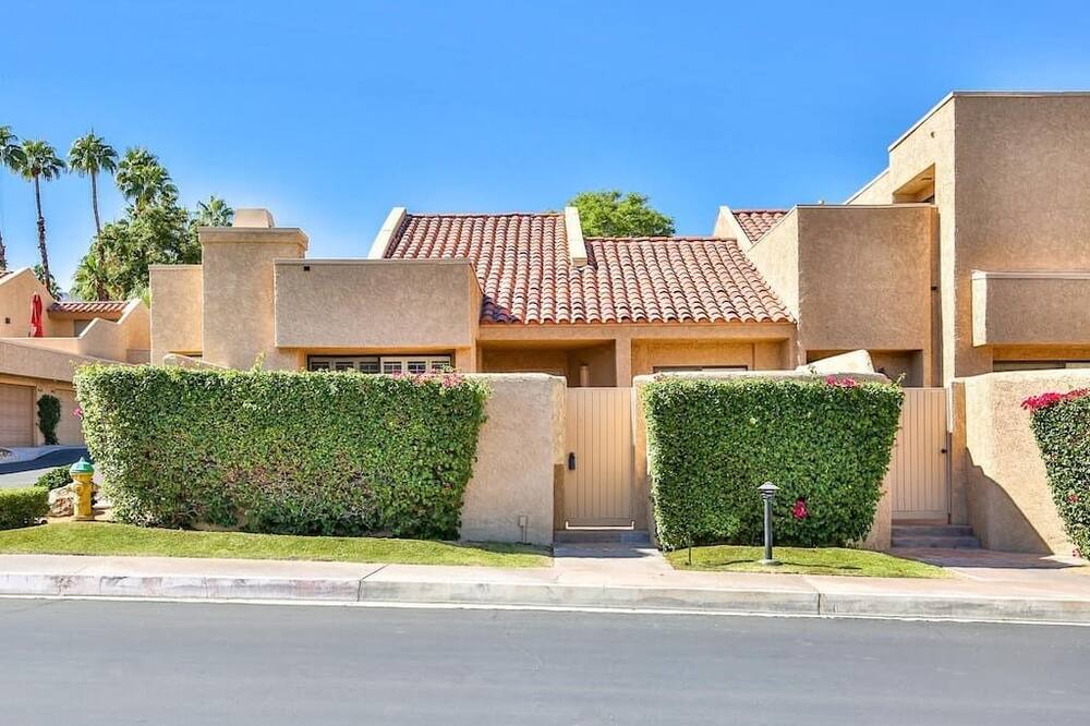 Photo of Outdoor in Palm Desert