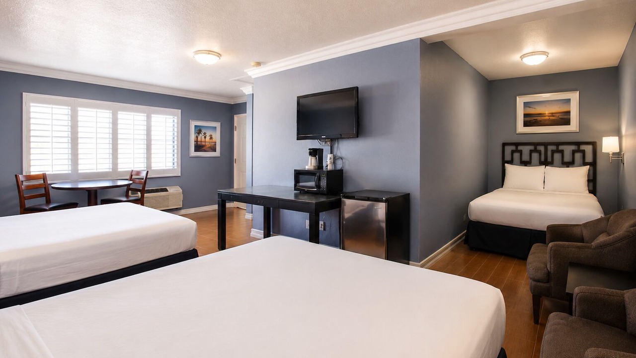 Photo of Bedroom in Orange