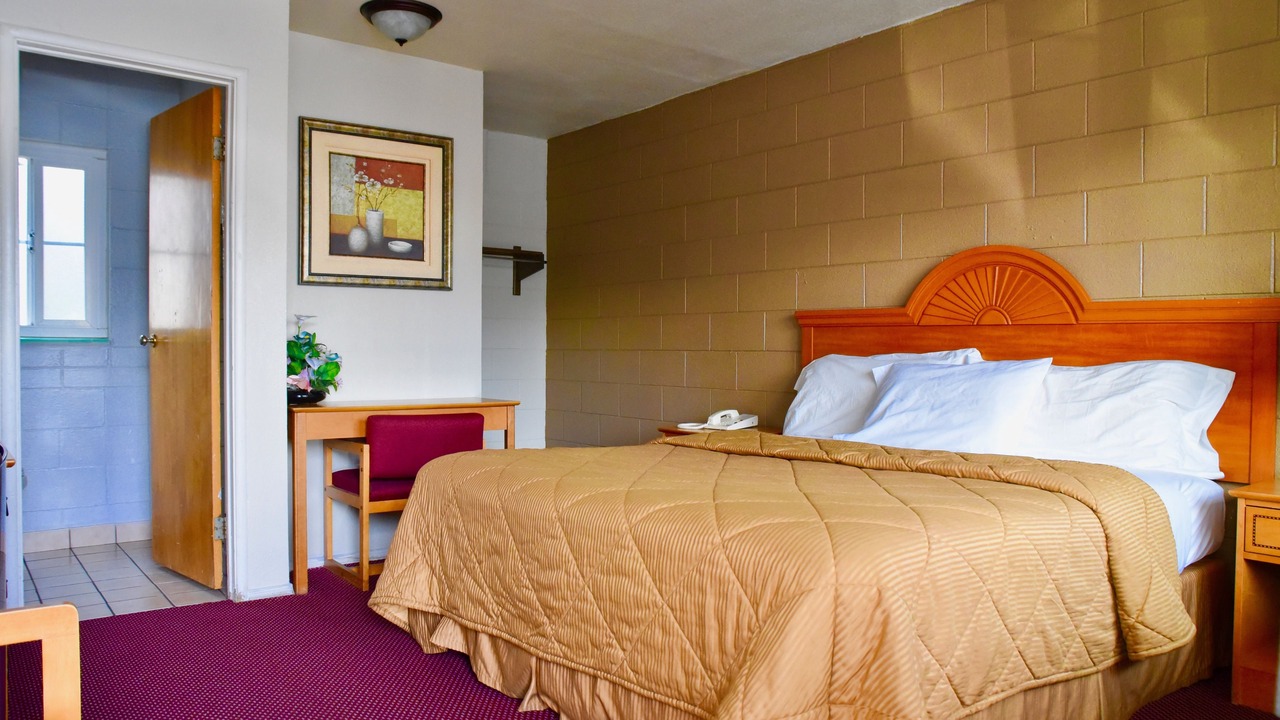 Photo of Bedroom in Downtown