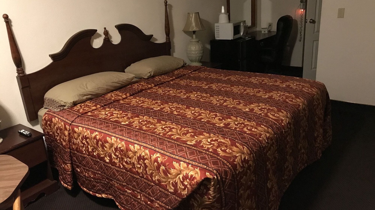Photo of Bedroom in Downtown
