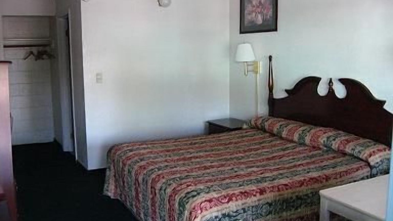 Photo of Bedroom in Downtown