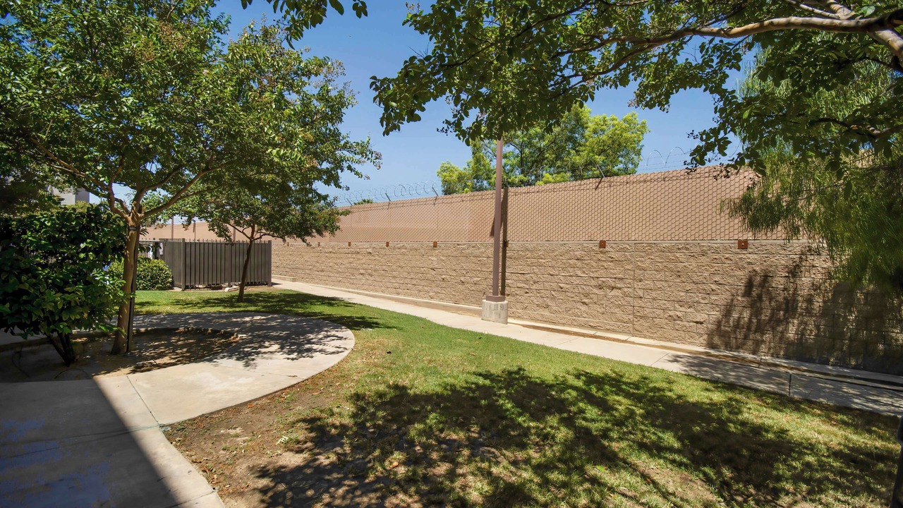 Photo of Outdoor in Oildale