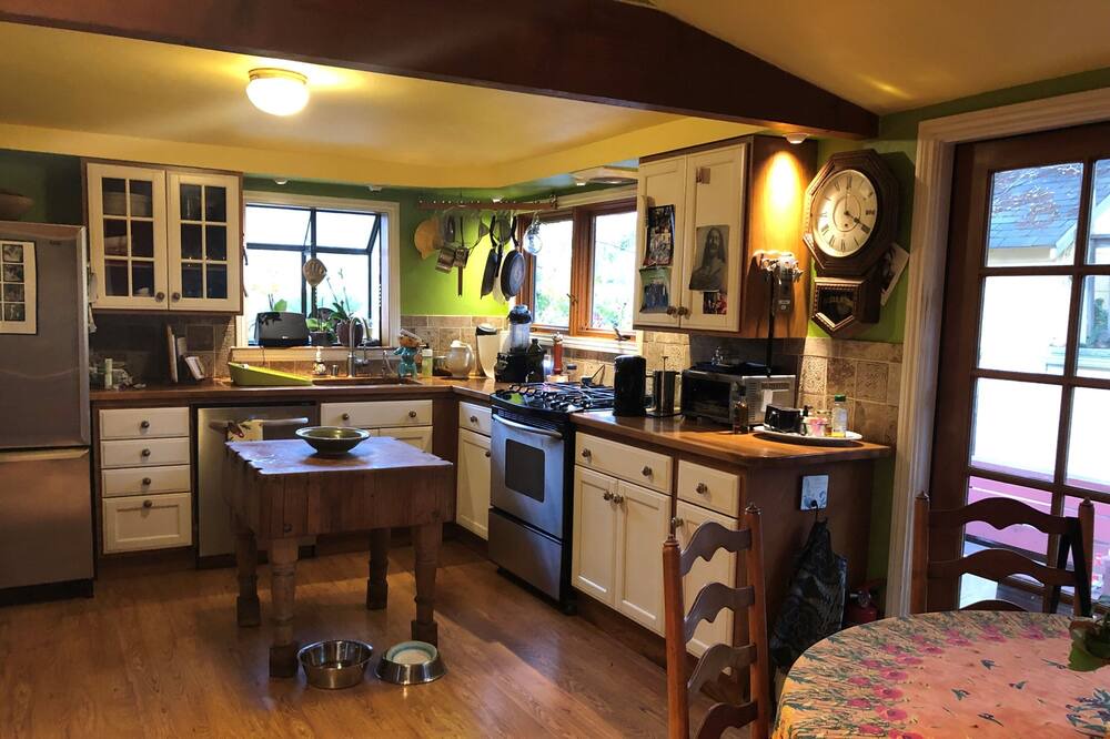 Photo of Kitchen in Central San Mateo