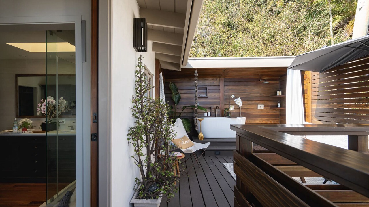 Photo of Patio Balcony in Pacific Palisades