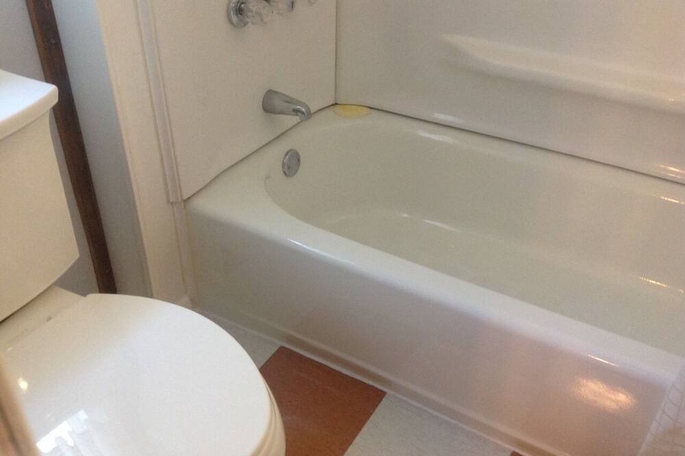 Photo of Bathroom in Mountain Club
