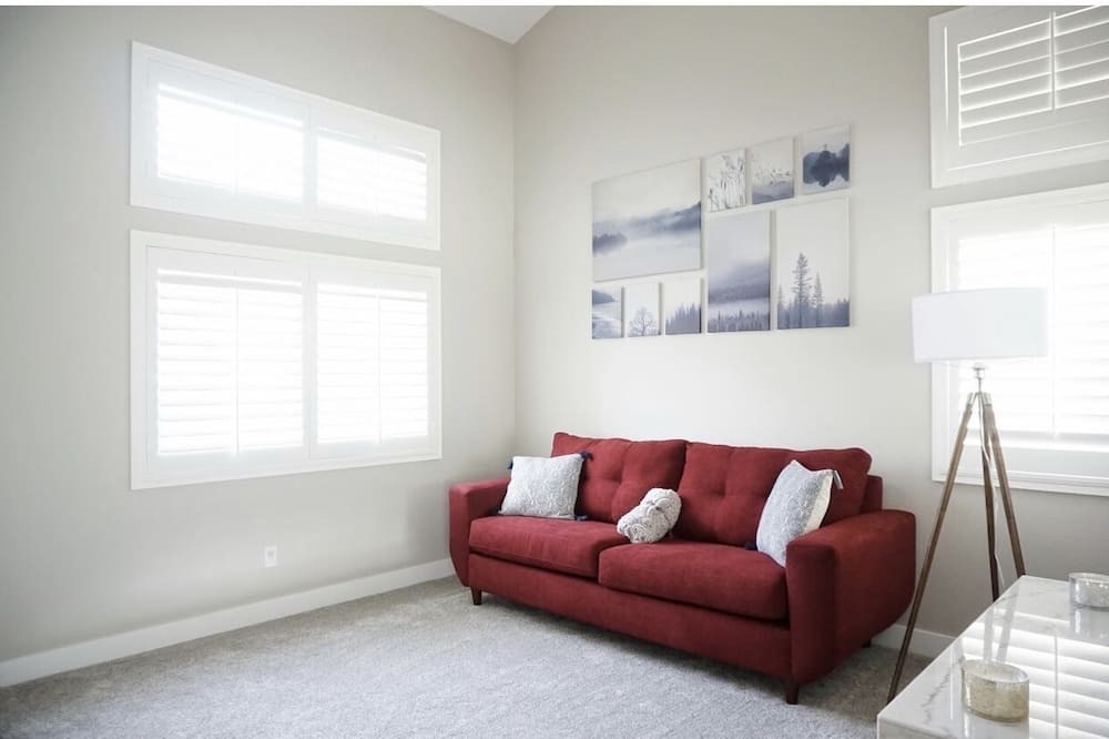 Photo of Livingroom in Ocean View Hills