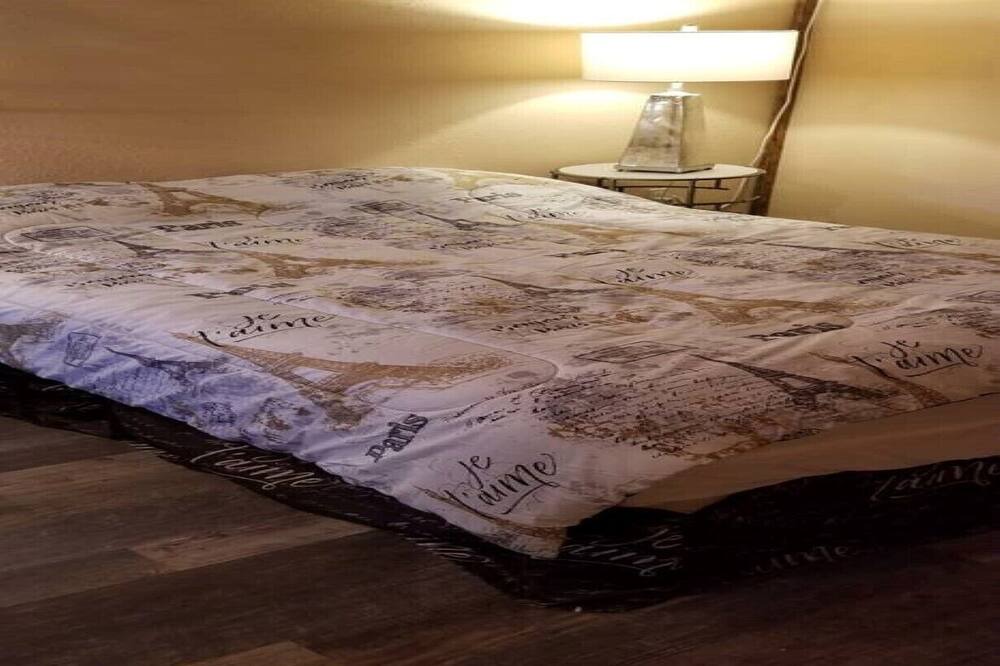 Photo of Bedroom in Squaw Valley