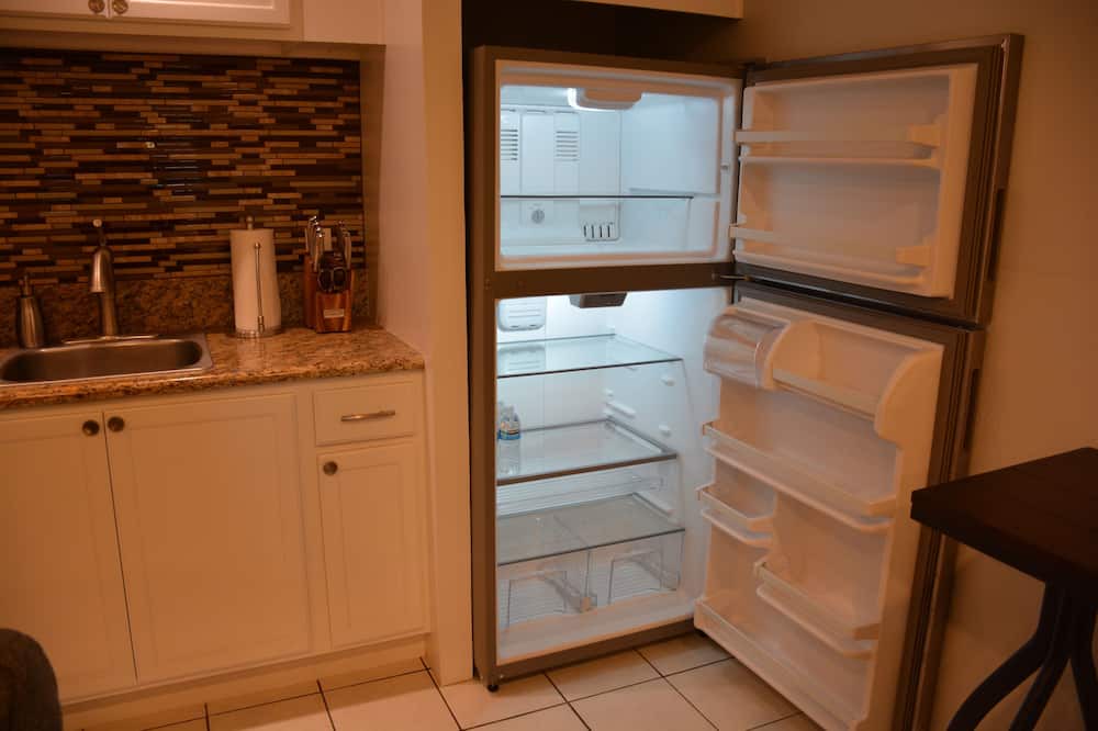 Photo of Kitchen in Midway City