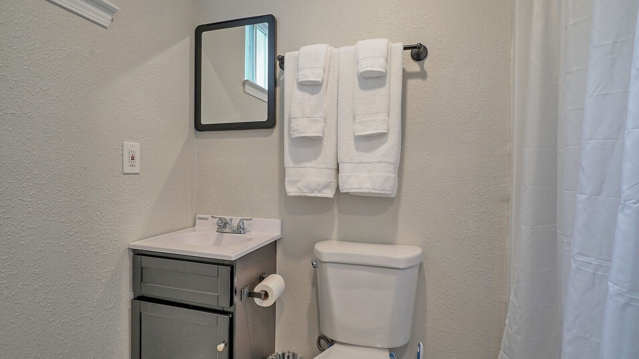Photo of Bathroom in Mountain View