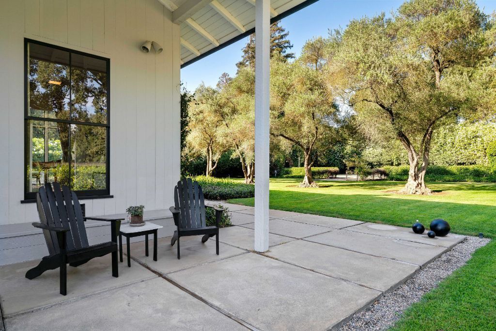 Photo of Patio Balcony in Walnut Grove