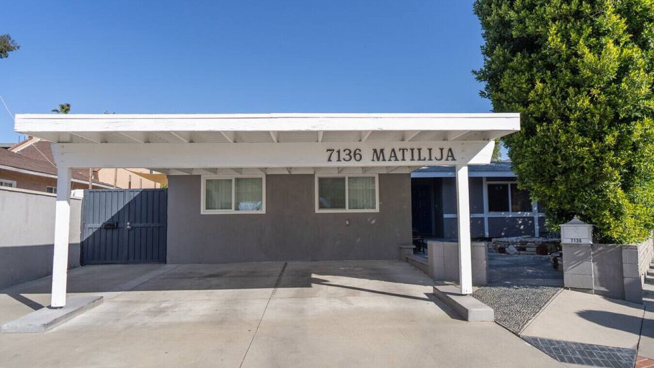 Photo of Outdoor in Van Nuys