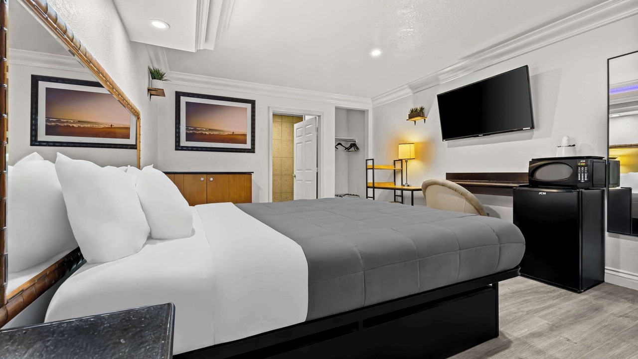 Photo of Bedroom in Santa Ana