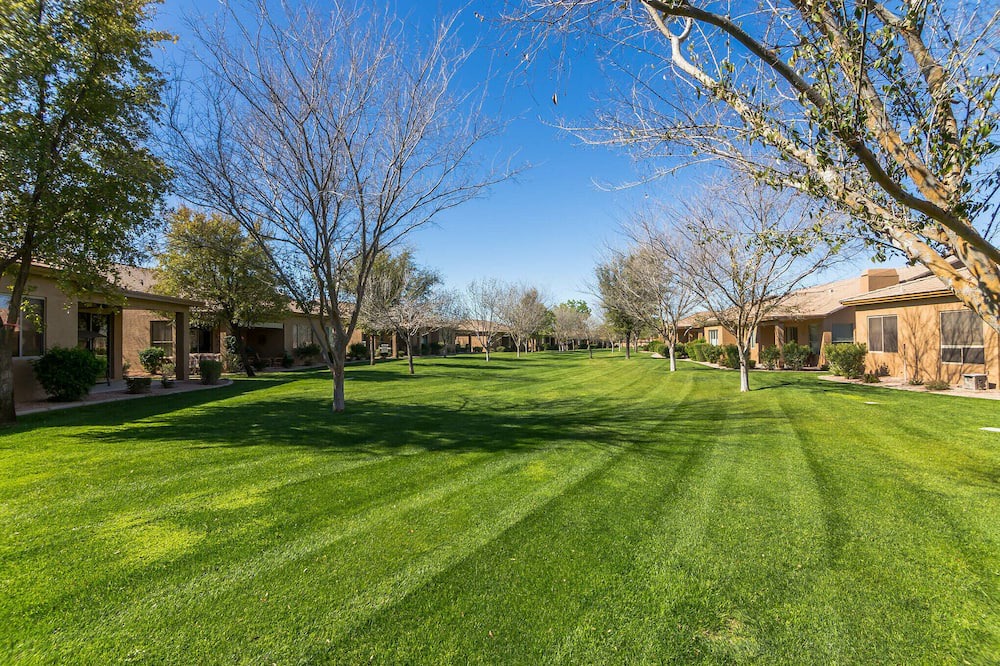 Photo of Outdoor in Oakwood