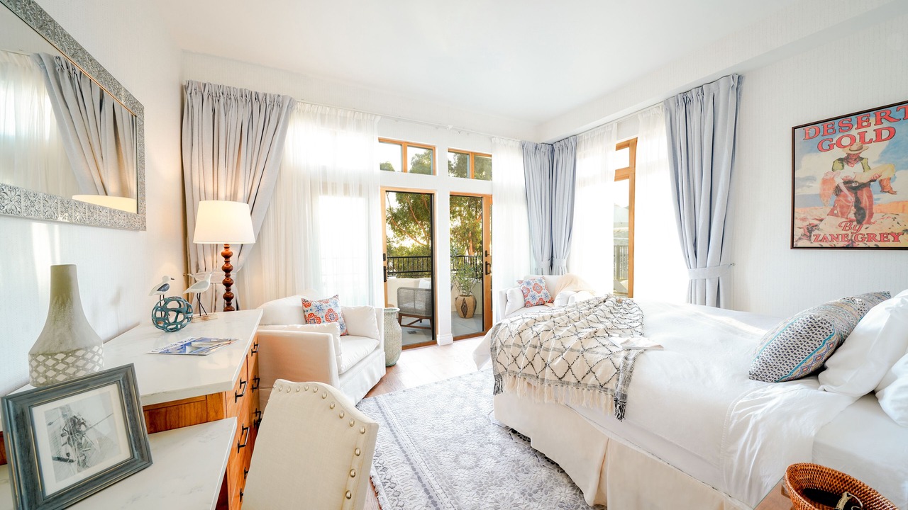 Photo of Bedroom in Avalon