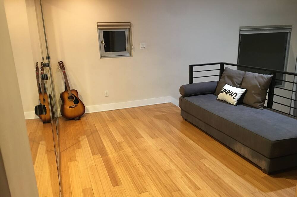 Photo of Bedroom in Melrose
