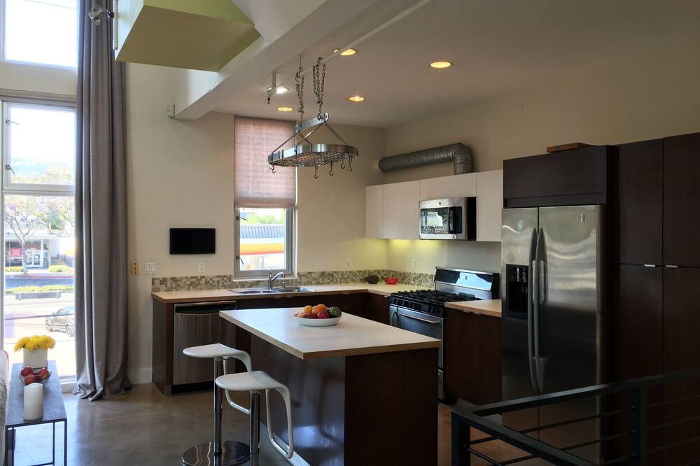 Photo of Kitchen in Melrose