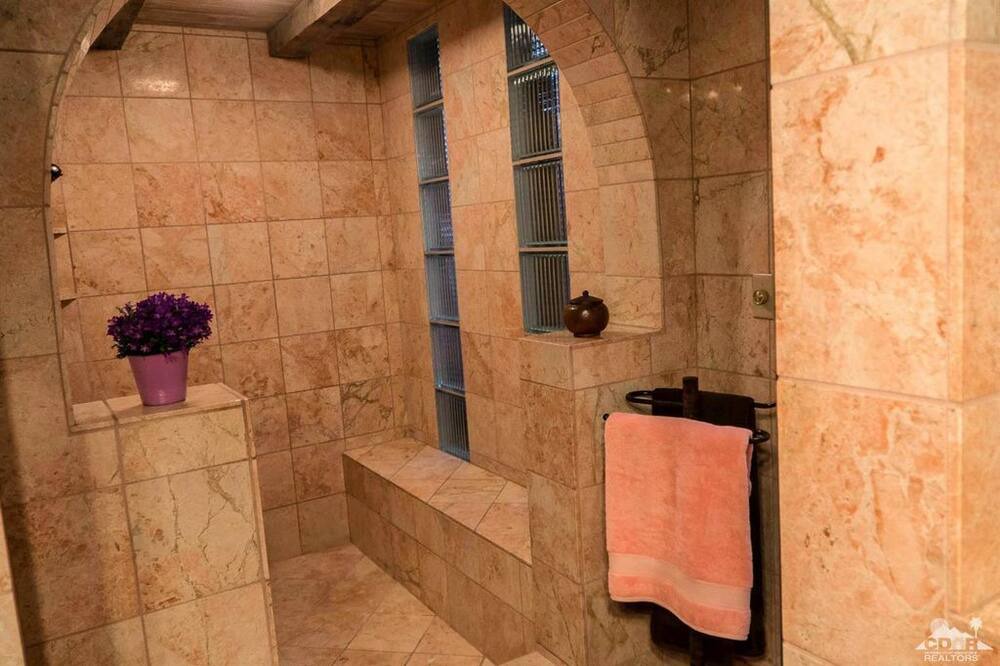 Photo of Bathroom in Palm Desert