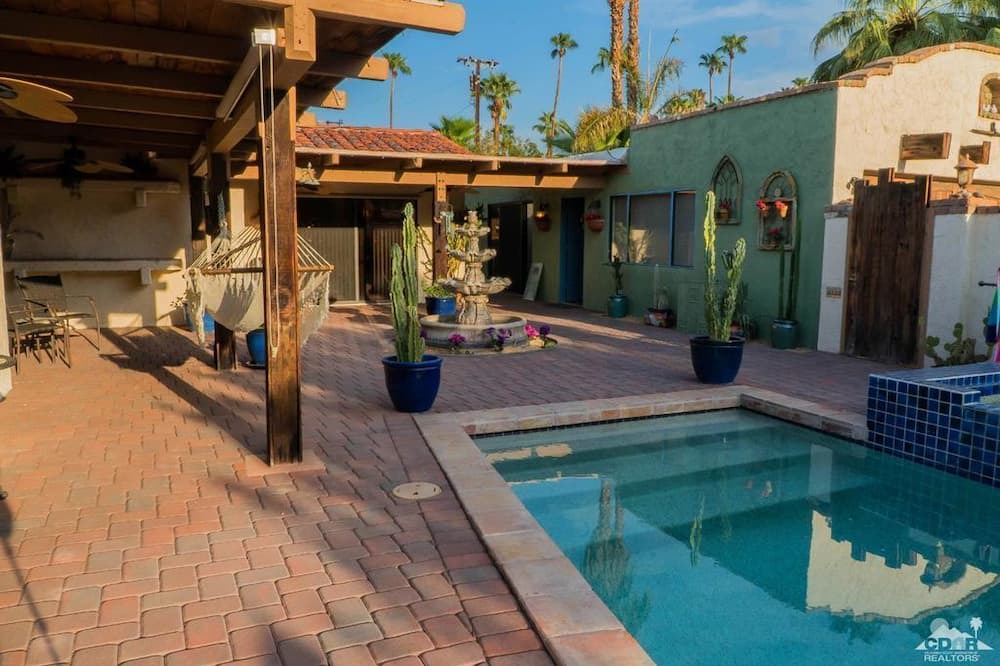 Photo of Outdoor in Palm Desert