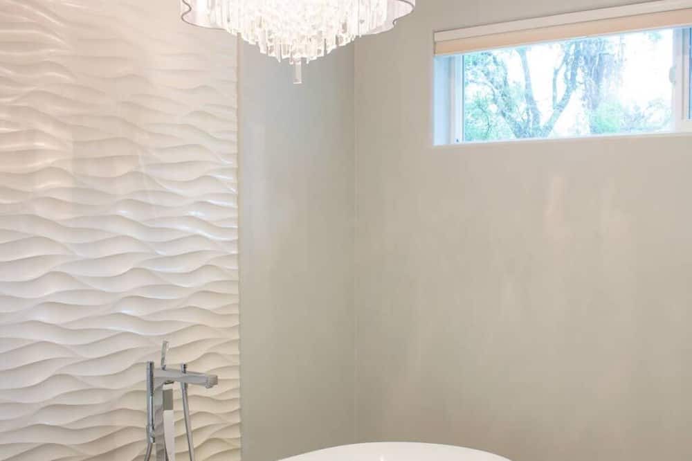 Photo of Bathroom in Chico