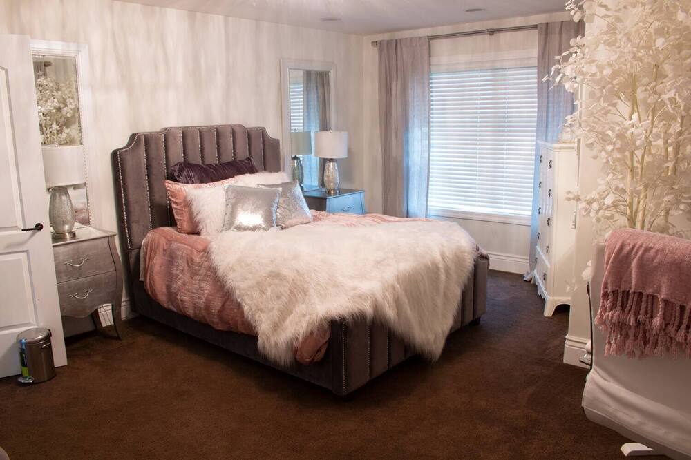 Photo of Bedroom in Chico