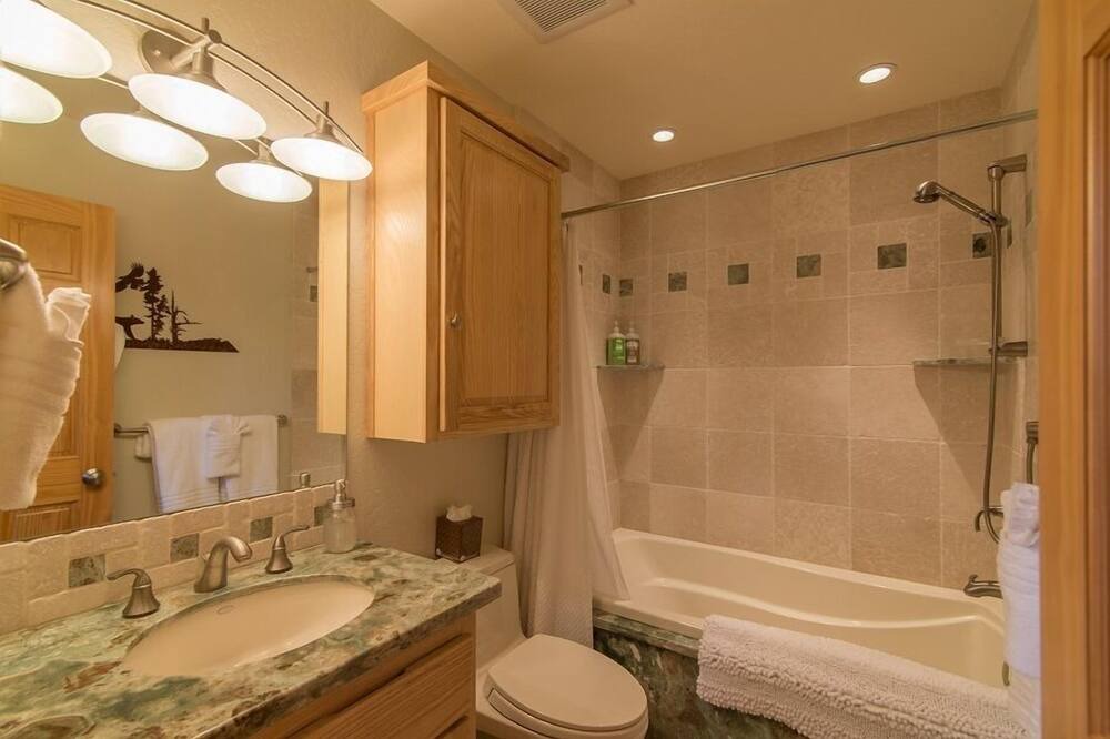 Photo of Bathroom in Alpine Meadows
