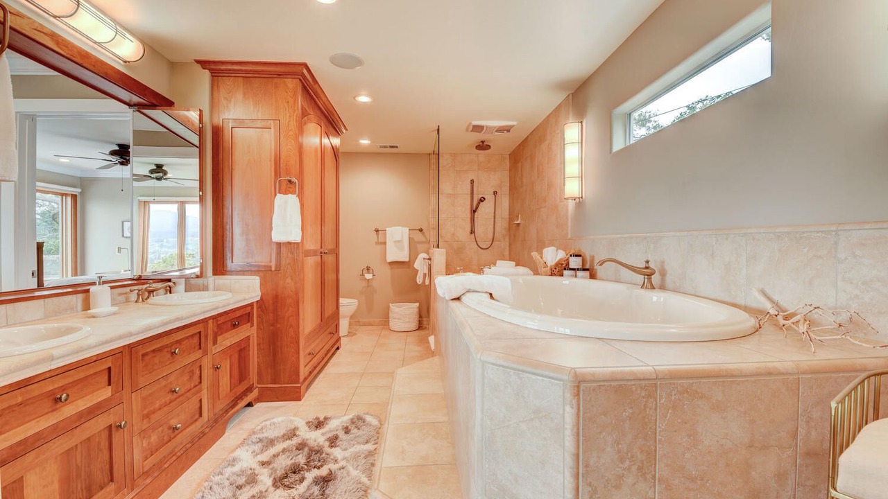 Photo of Bathroom in Montecito Heights