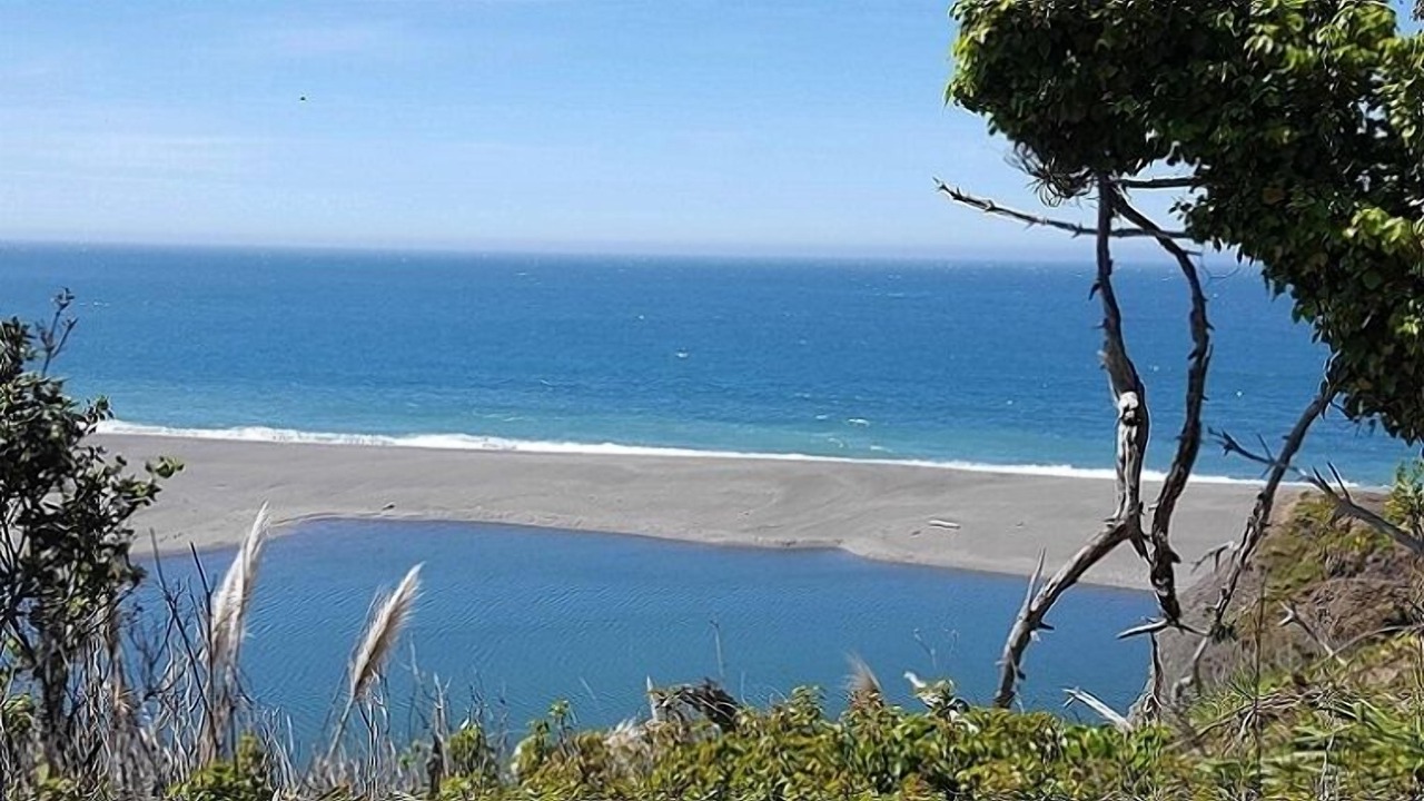 Photo of Others in Gualala