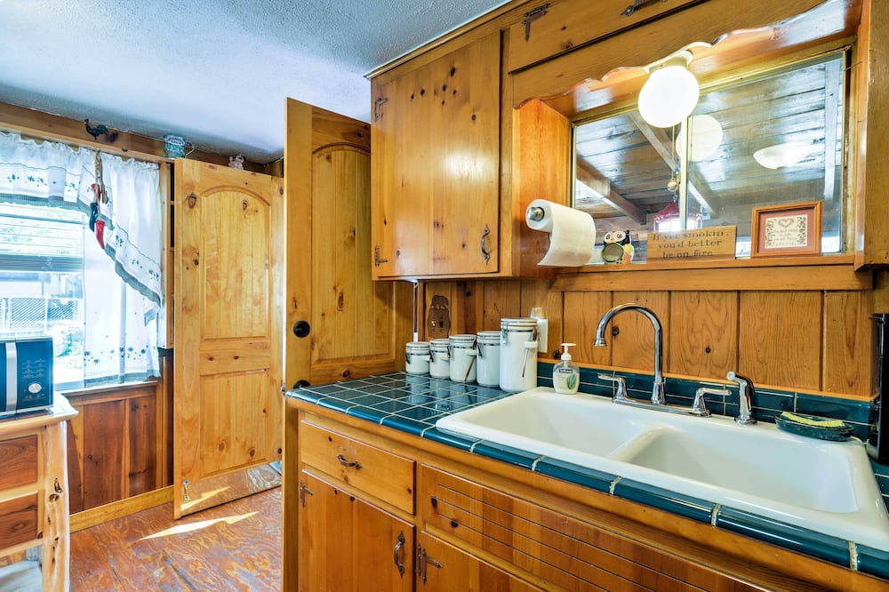 Photo of Kitchen in Ponderosa Park
