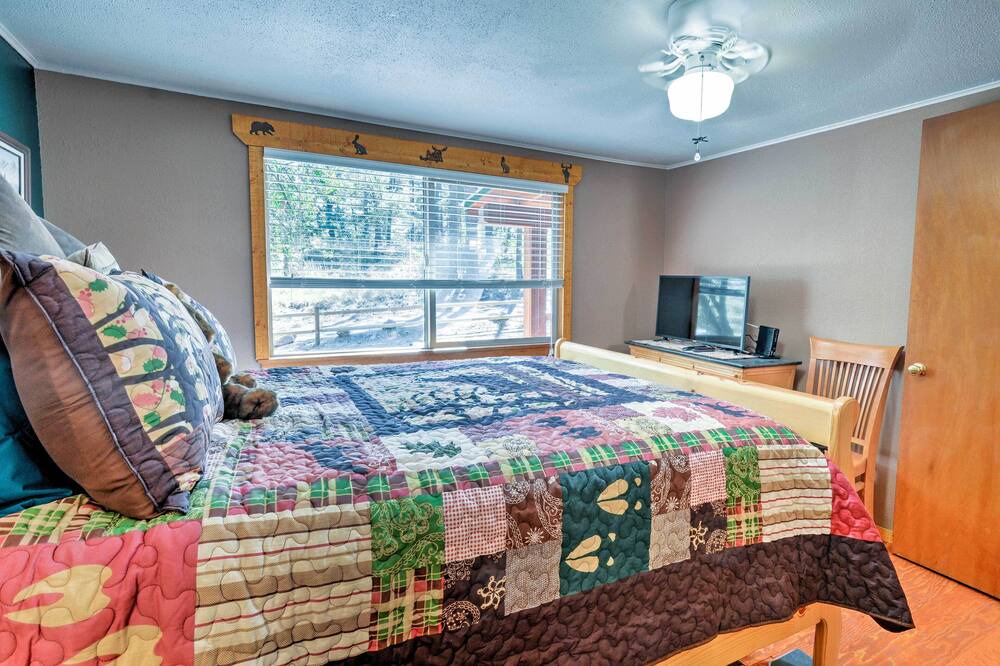 Photo of Bedroom in Ponderosa Park