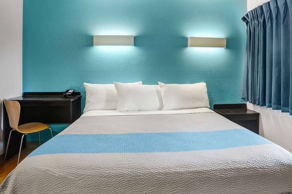 Photo of Bedroom in Napa