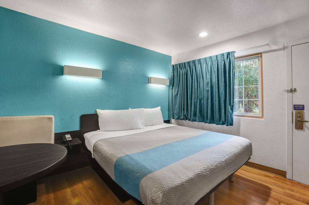 Photo of Bedroom in Napa