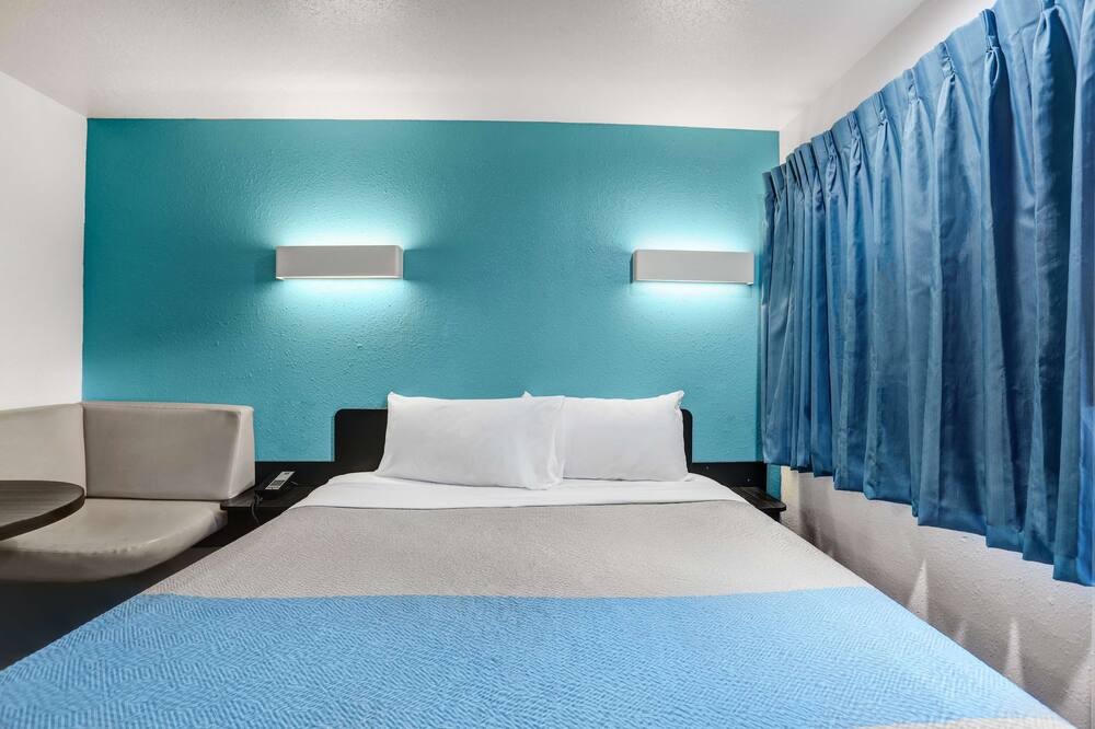 Photo of Bedroom in Napa