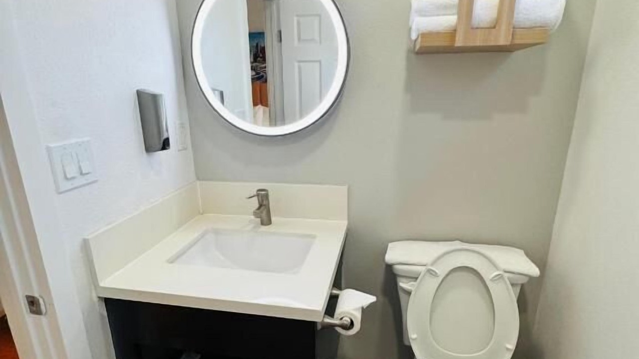 Photo of Bathroom in Silver Lake