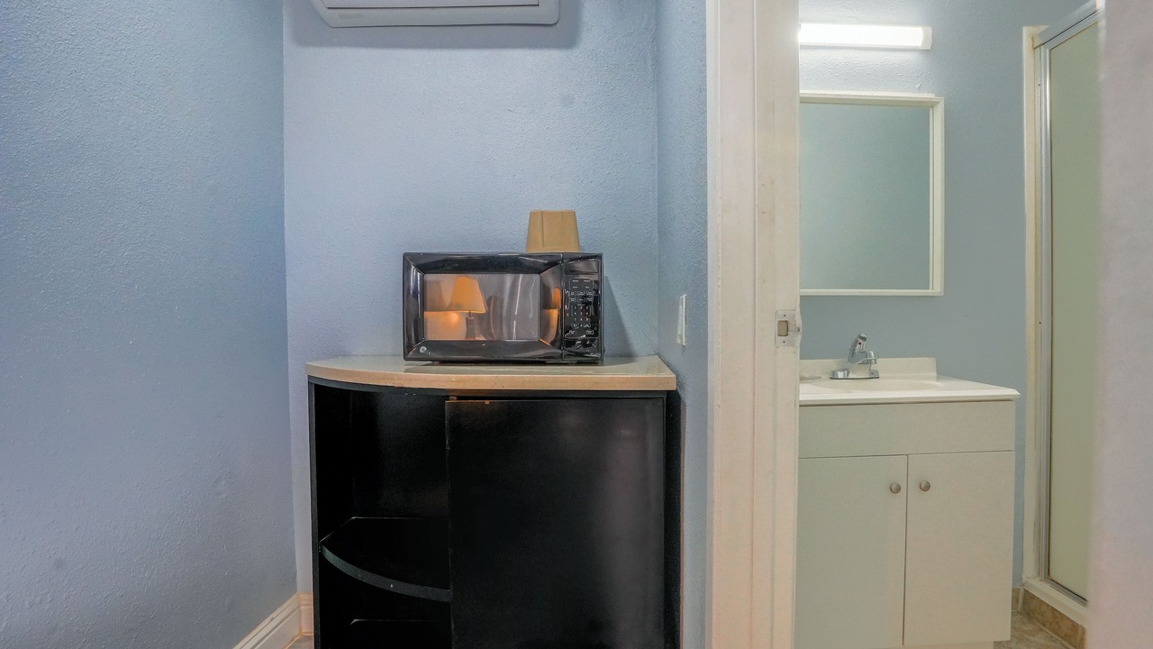 Photo of Bedroom in Buttonwillow