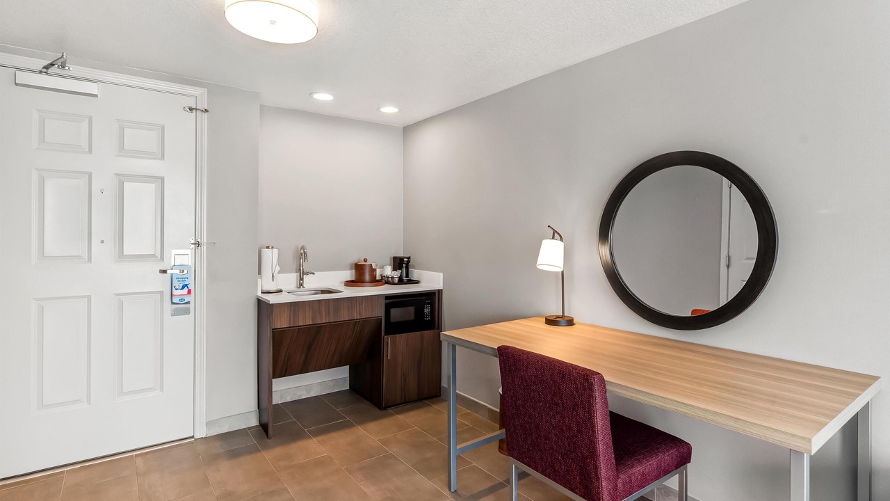 Photo of Bedroom in Lathrop