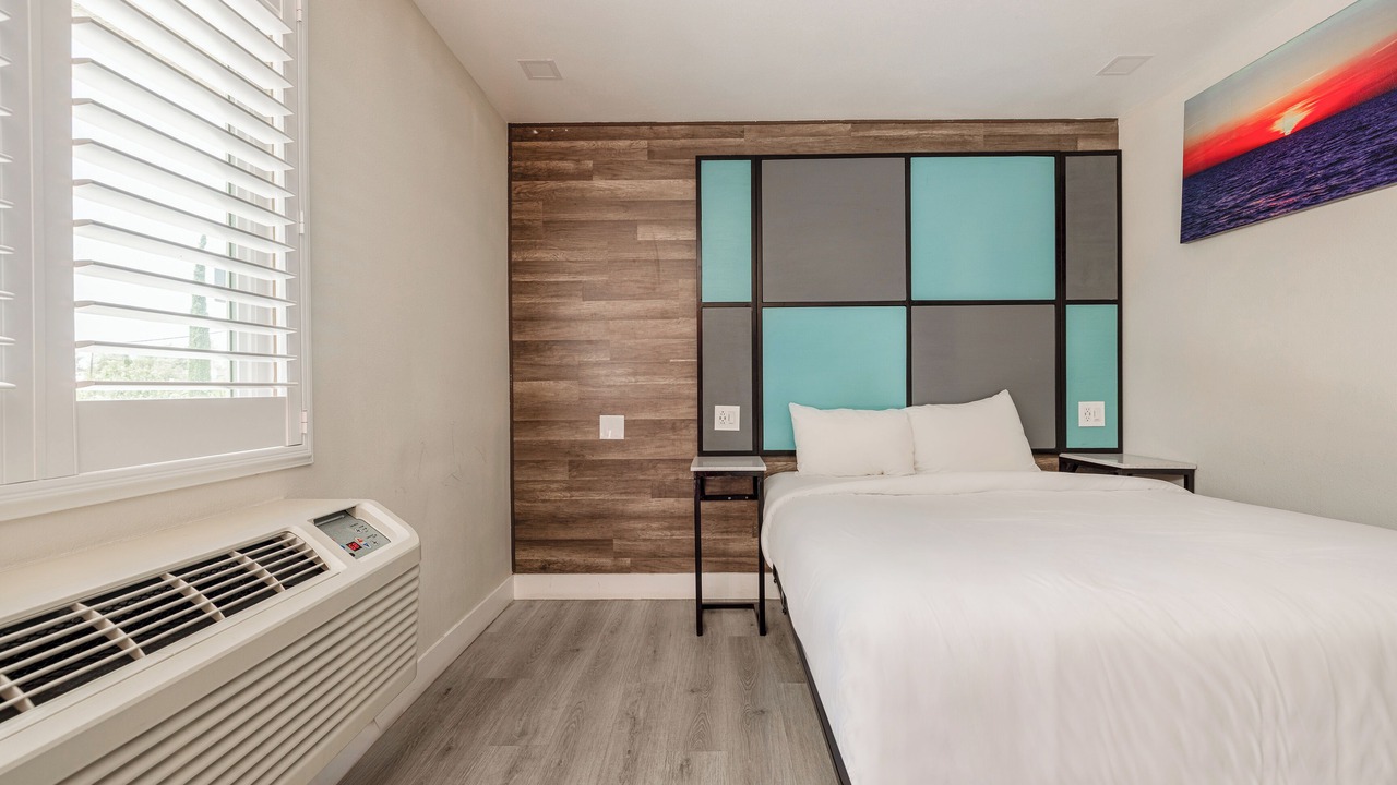 Photo of Bedroom in Victorville