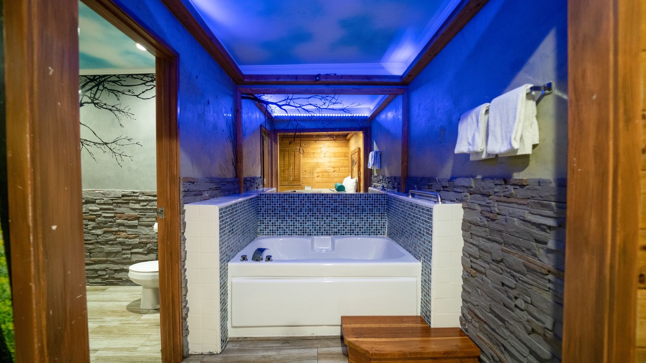 Photo of Bathroom in Montebello