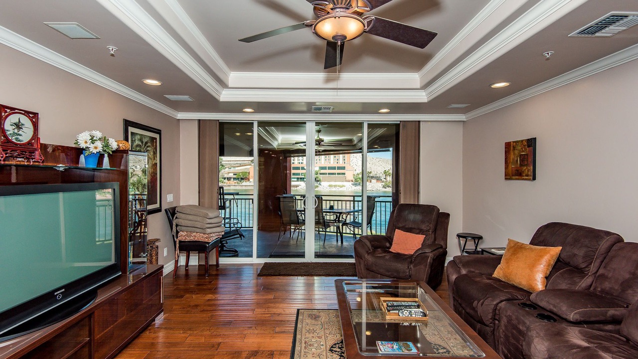 Photo of Livingroom in Bullhead City
