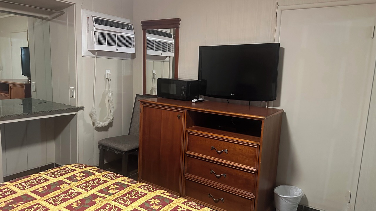 Photo of Bedroom in Indio