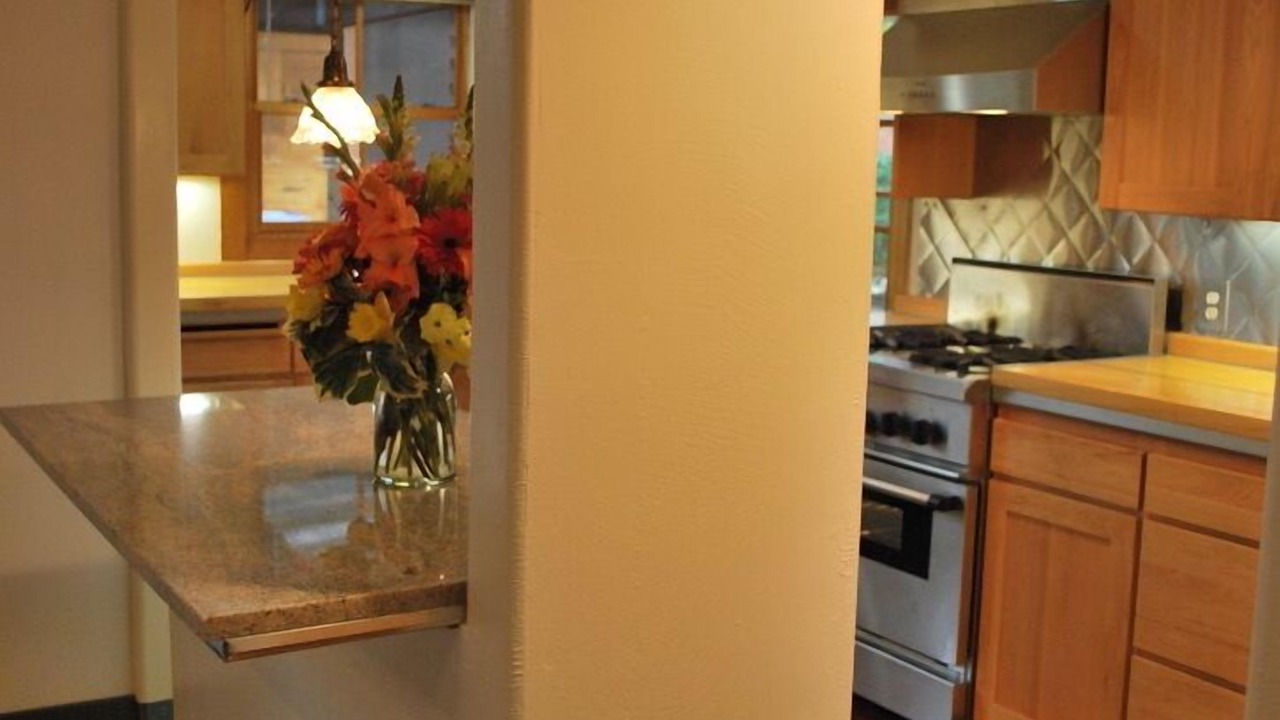 Photo of Kitchen in St. Helena