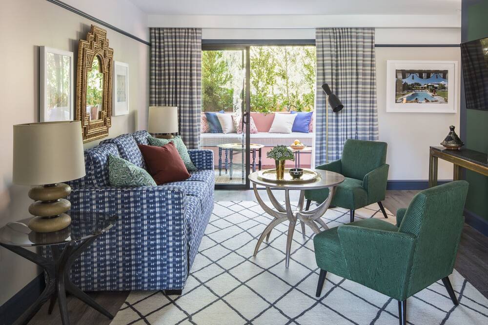 Photo of Livingroom in Desert Horizons