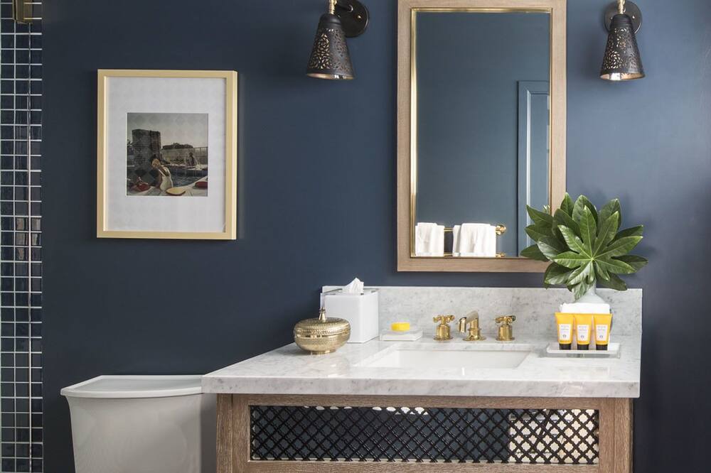 Photo of Bathroom in Desert Horizons