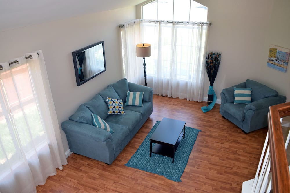 Photo of Livingroom in Temecula