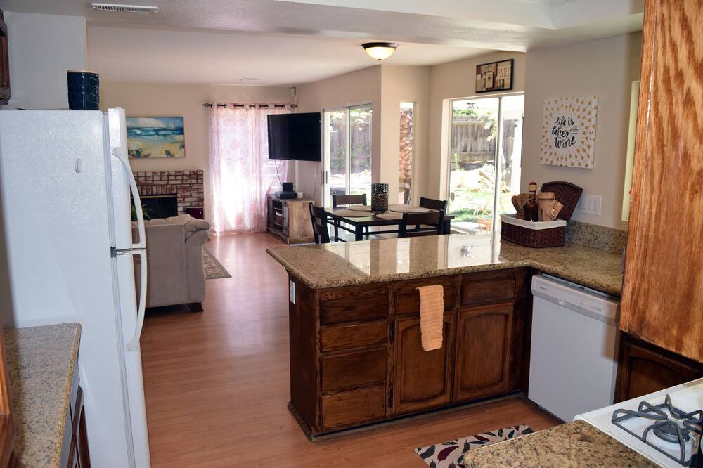 Photo of Kitchen in Temecula