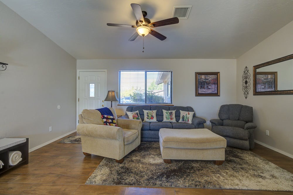 Photo of Livingroom in Prescott Valley