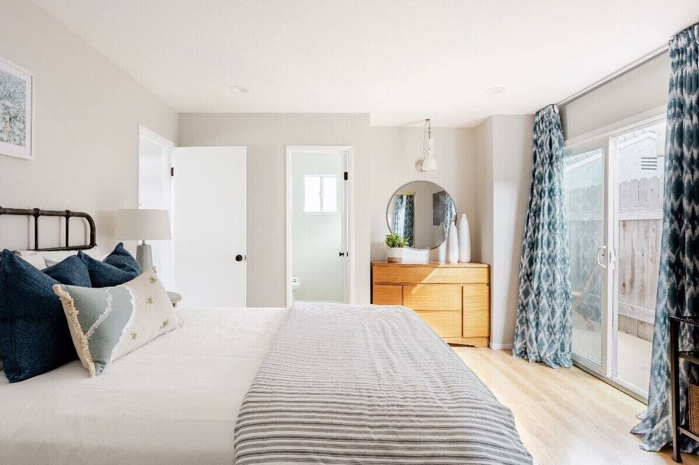 Photo of Bedroom in Sunset Beach