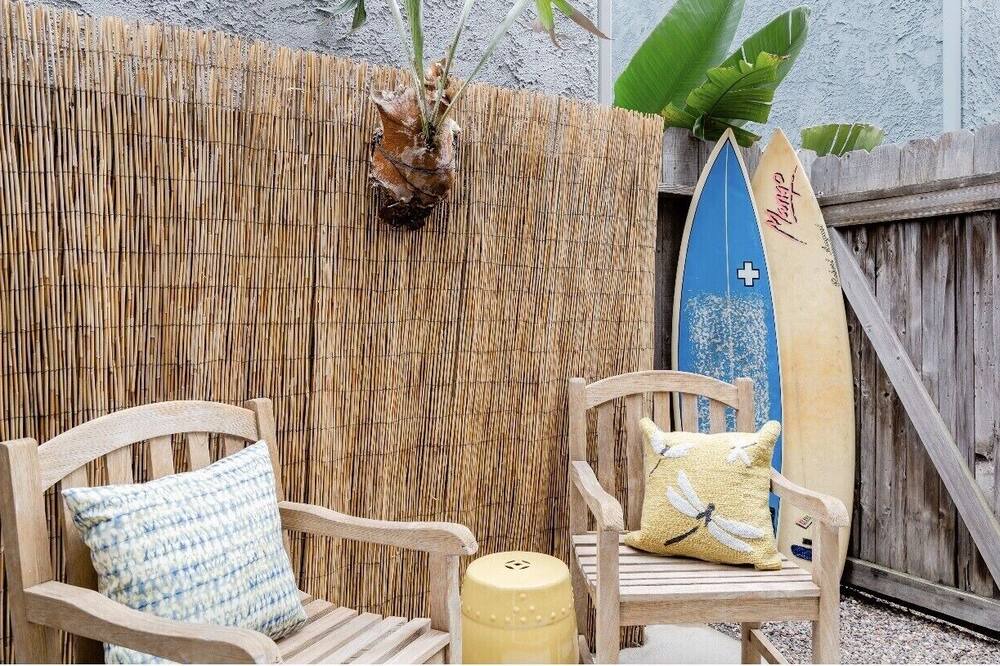 Photo of Patio Balcony in Sunset Beach