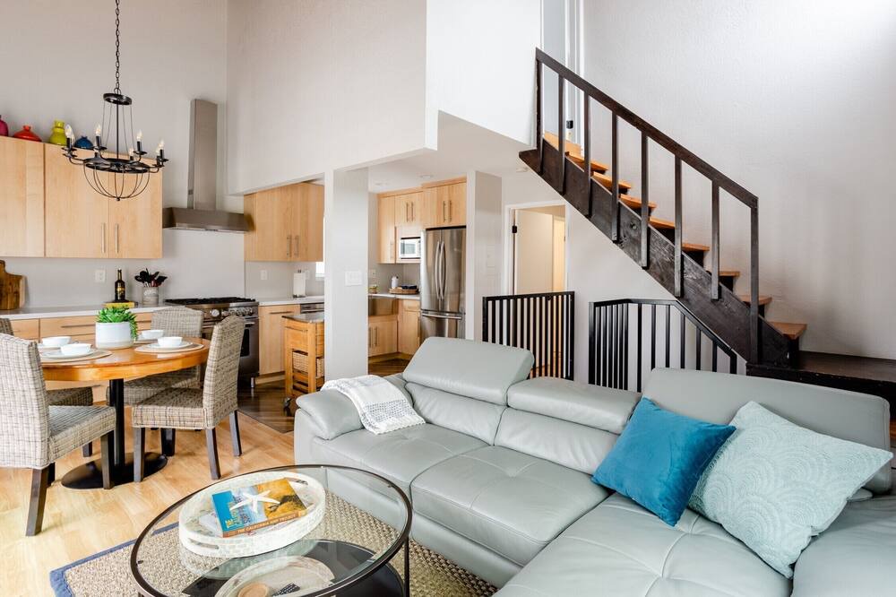 Photo of Livingroom in Sunset Beach