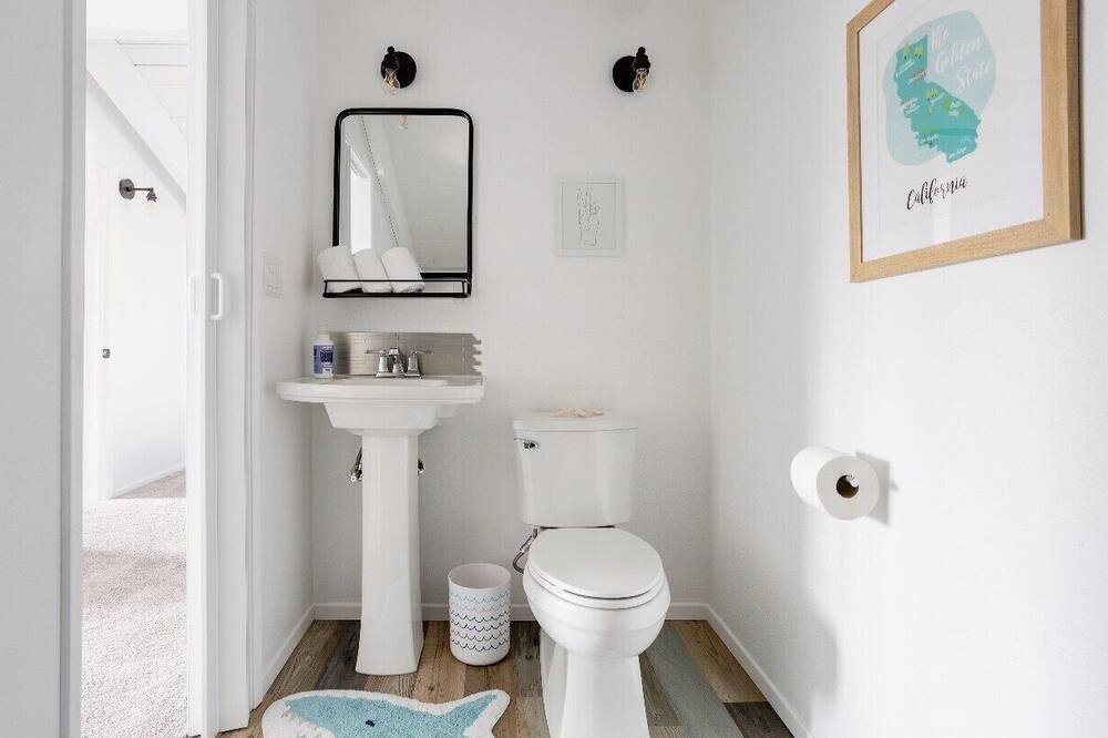 Photo of Bathroom in Sunset Beach